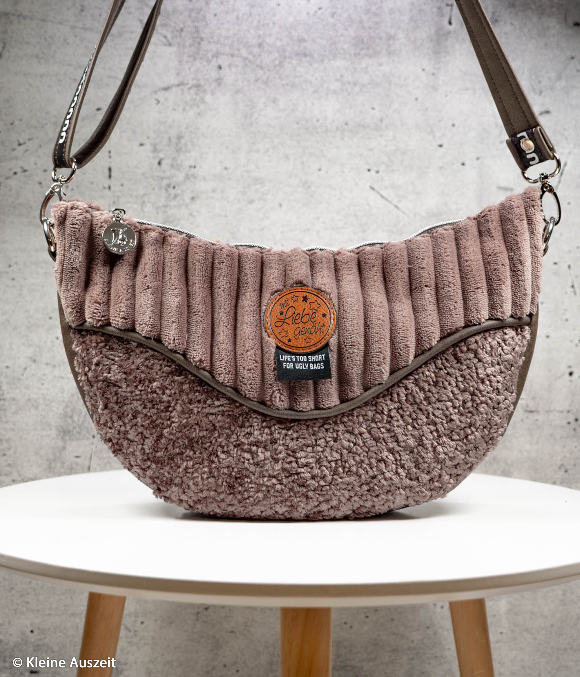 Montevideo HW26/27 Martindale >20.000, Velvet