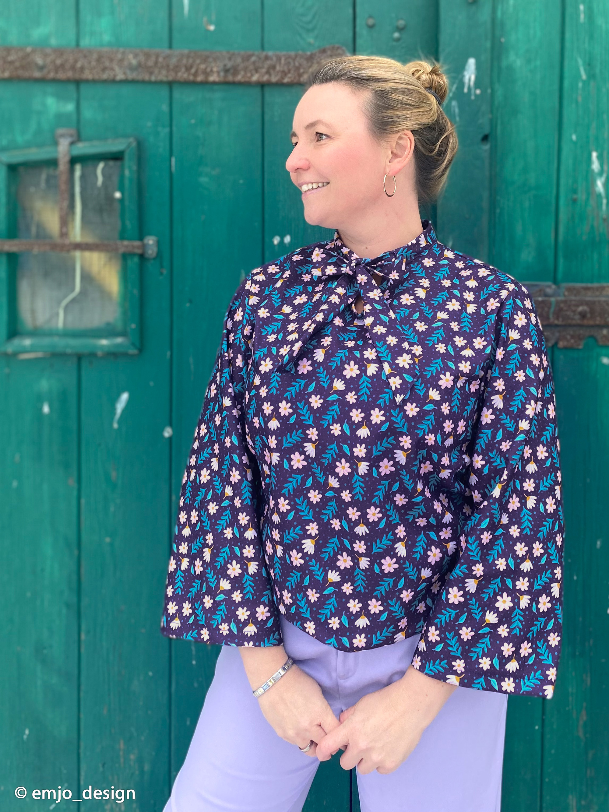 398646 Blüten & Tupfen, lila