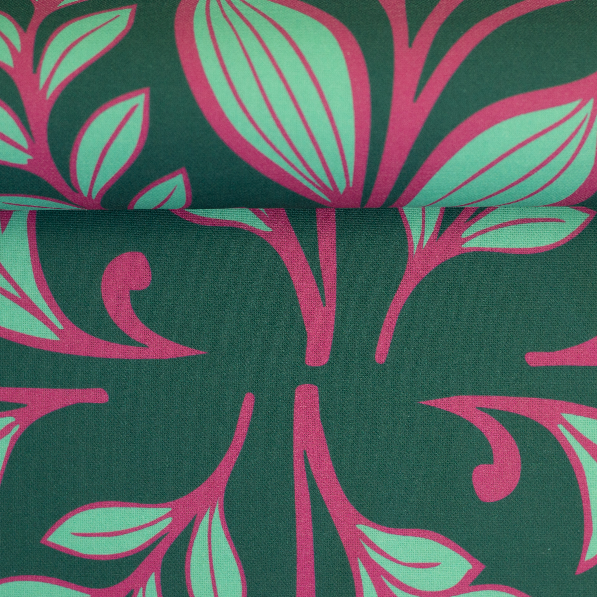 Simplysunshine Lillesol Und Pelle in emerald, on the fabric bolt