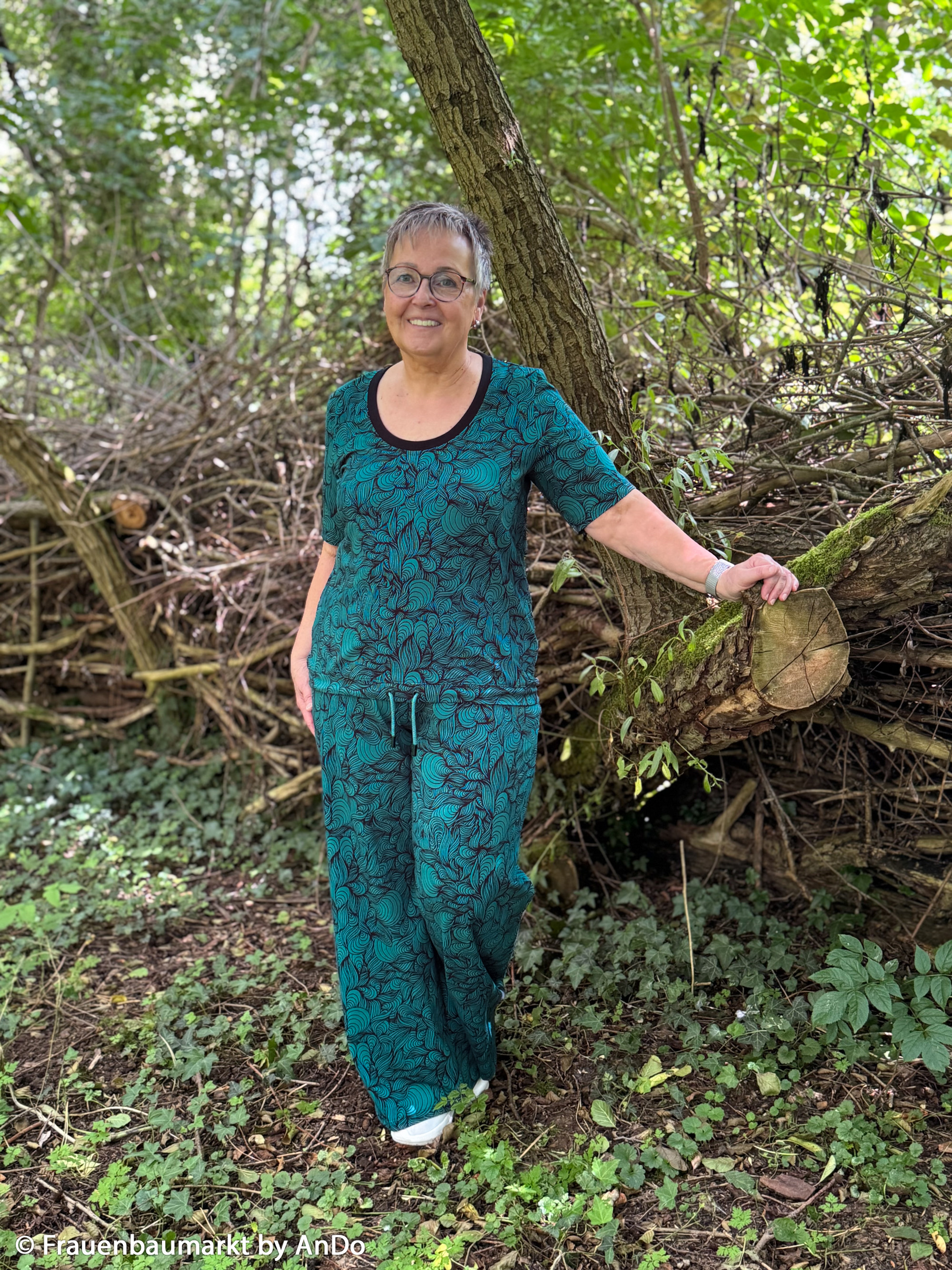 Mussel Bench by Thorsten Berger, Cotton Jersey