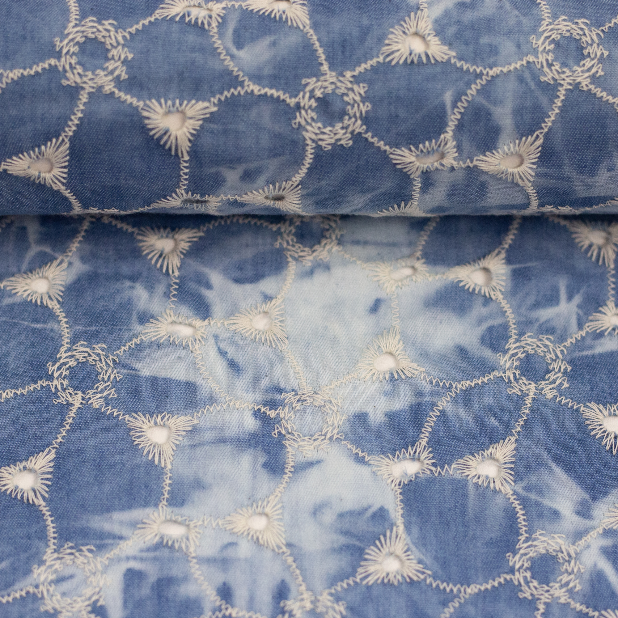 Jonte **Stickerei**, Baumwolle Webware