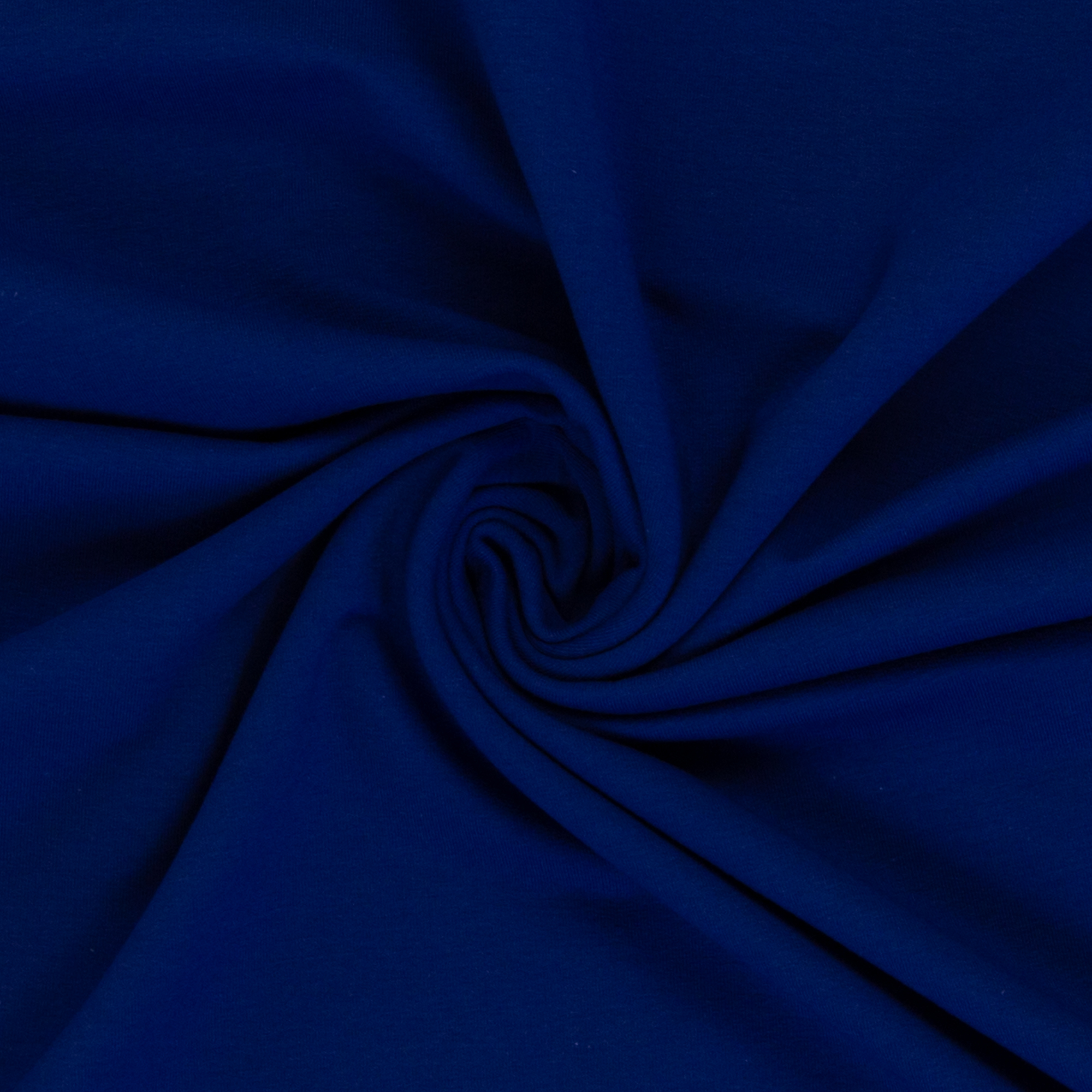 Maike FS27 – French Terry in royalblau, drapiert dargestellt
