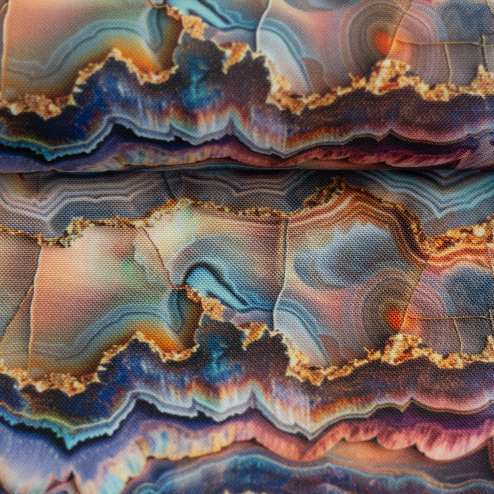 Flowing Bloom by Sarah Mariam Martindale >60.000, **wasserabweisend**, Polyester Webware