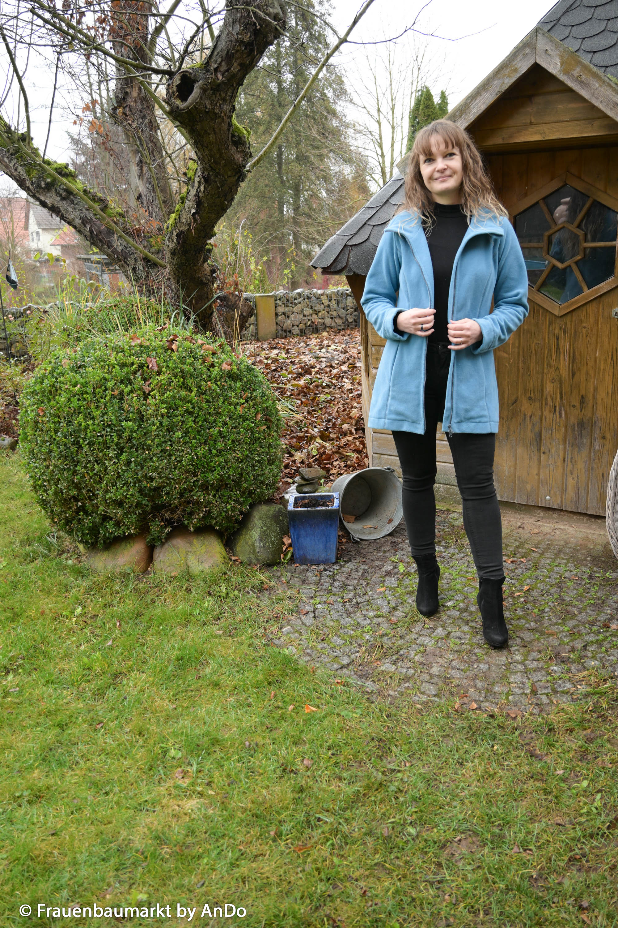 000258 uni, provincial blue