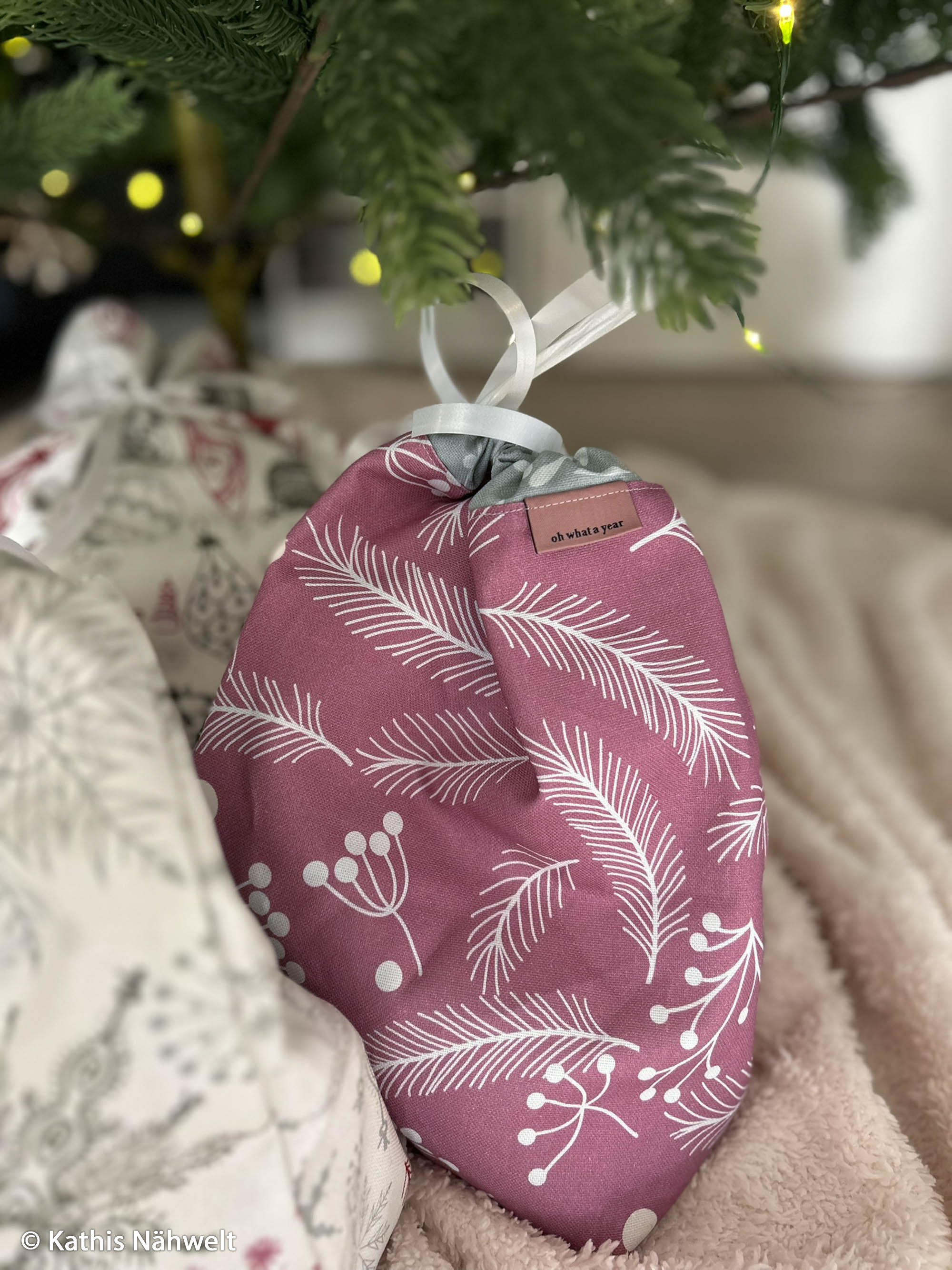 104435 Zweige, naturweiß/altrosa