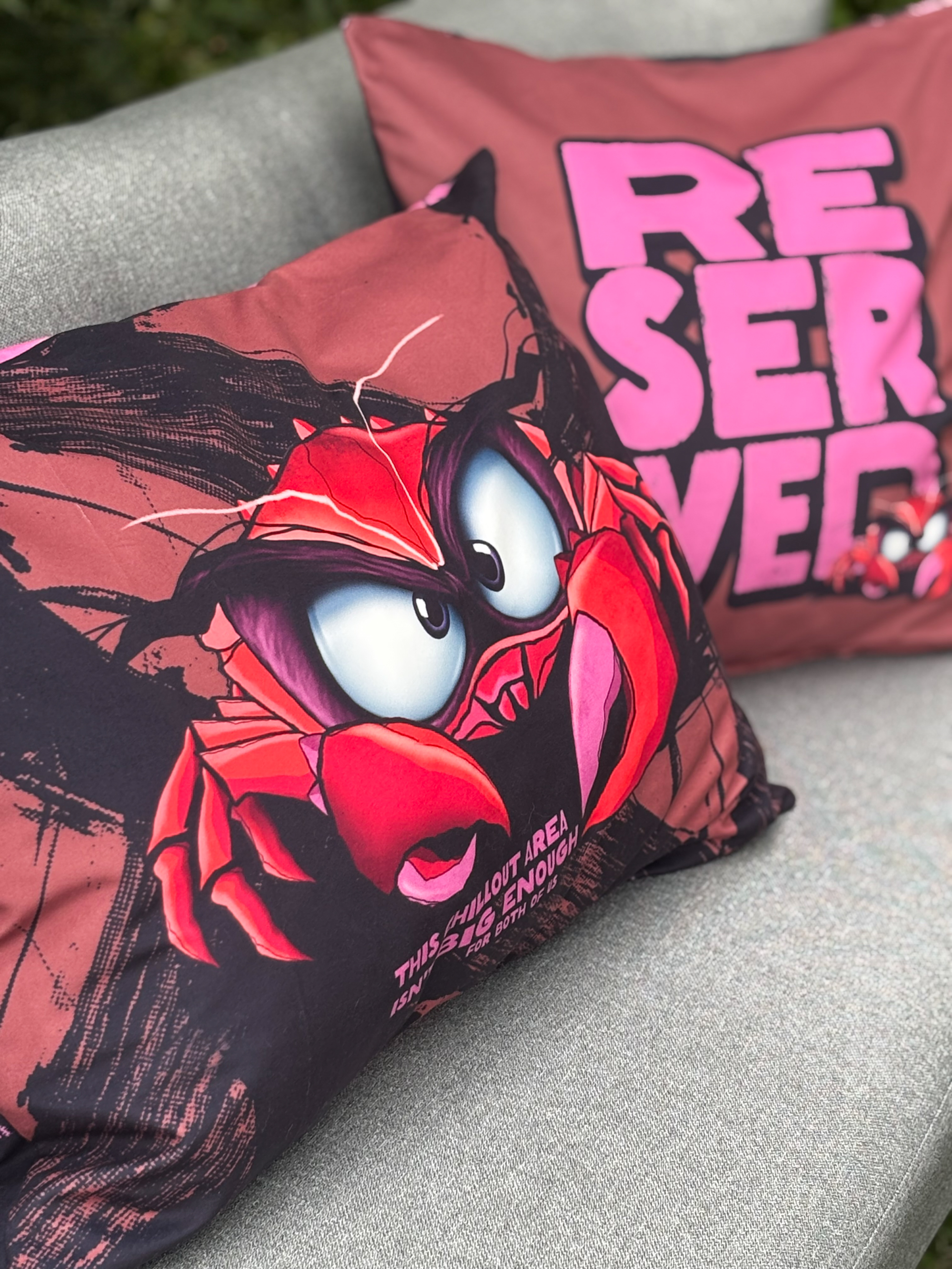 Salty Pillows by Thorsten Berger **Panel ca. 115cm**, Samt Salty Pillows by Thorsten Berger **Panel ca. 115cm**, Samt