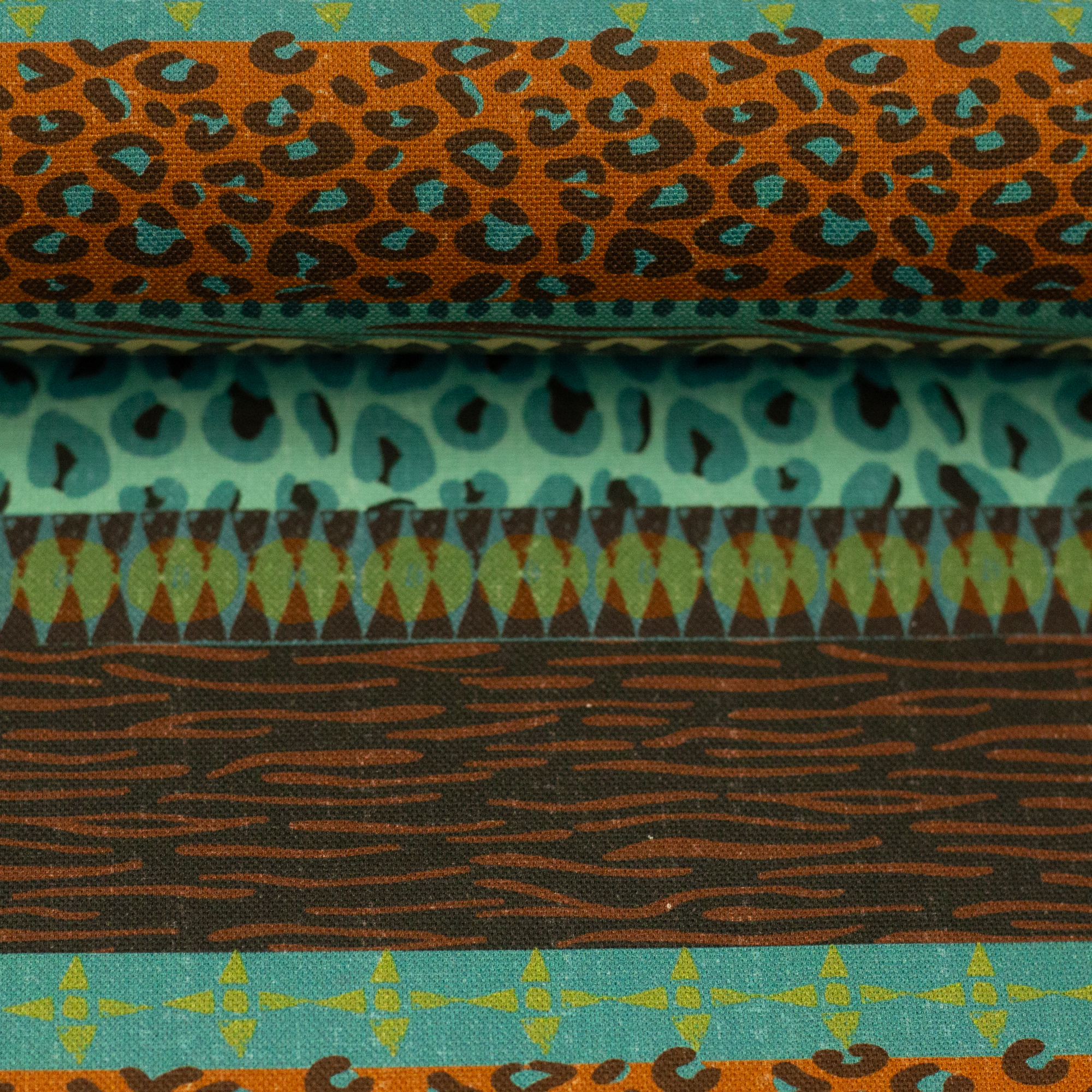 Wild Stripes by Bienvenido Colorido, Canvas