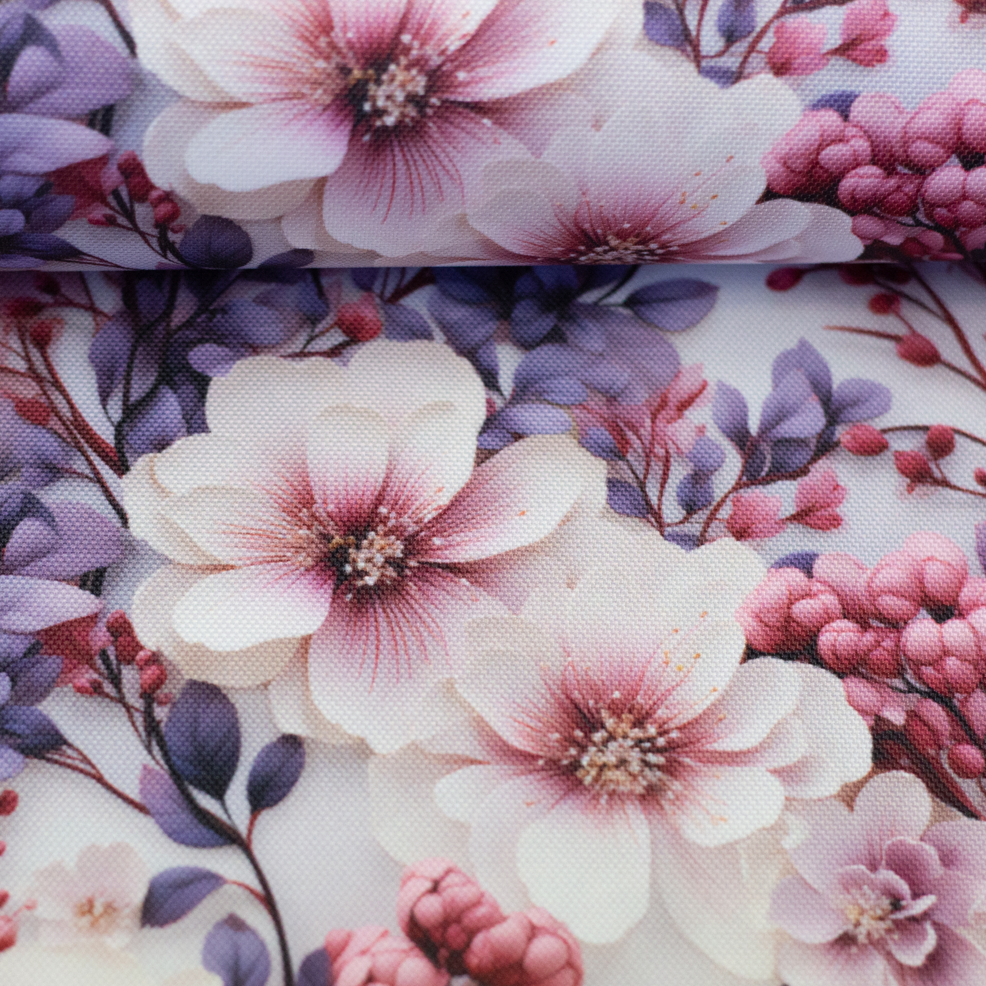 Flowing Bloom by Sarah Mariam Martindale >60.000, **wasserabweisend**, Polyester Webware