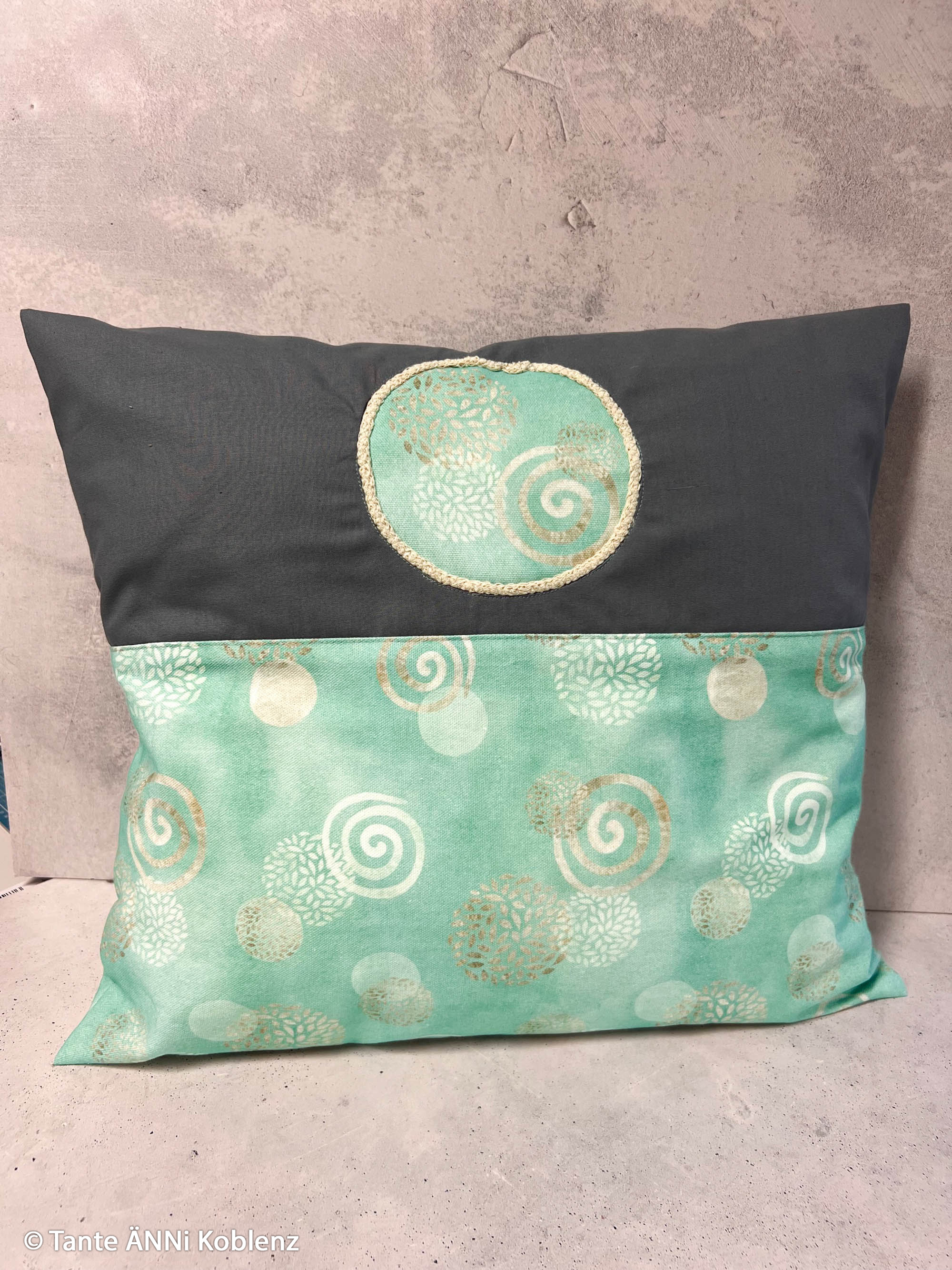 Sewing project by Tante made with AENNI, Wilma and Heide, in mint