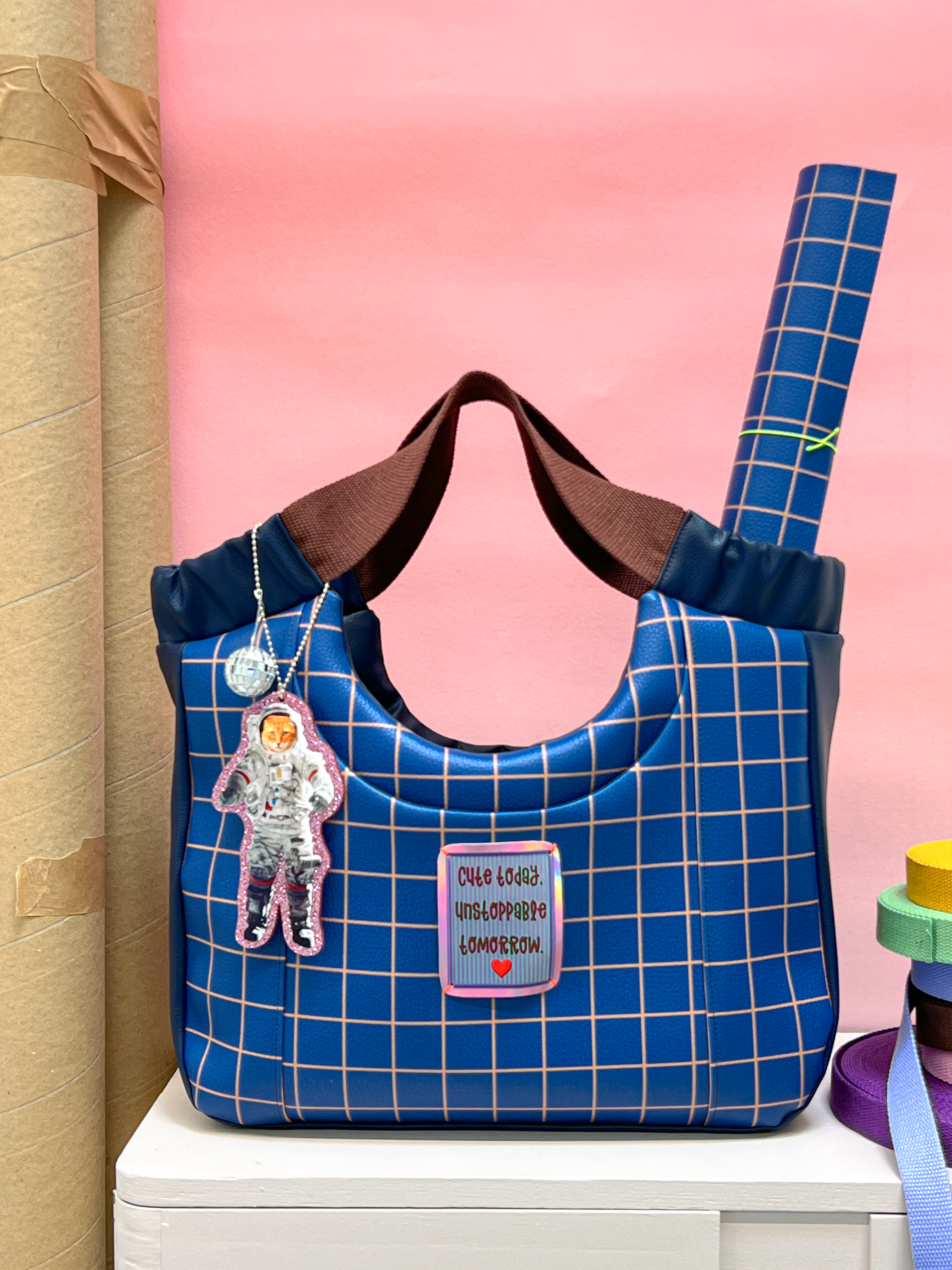 802596 Karos, dunkelblau/ocker