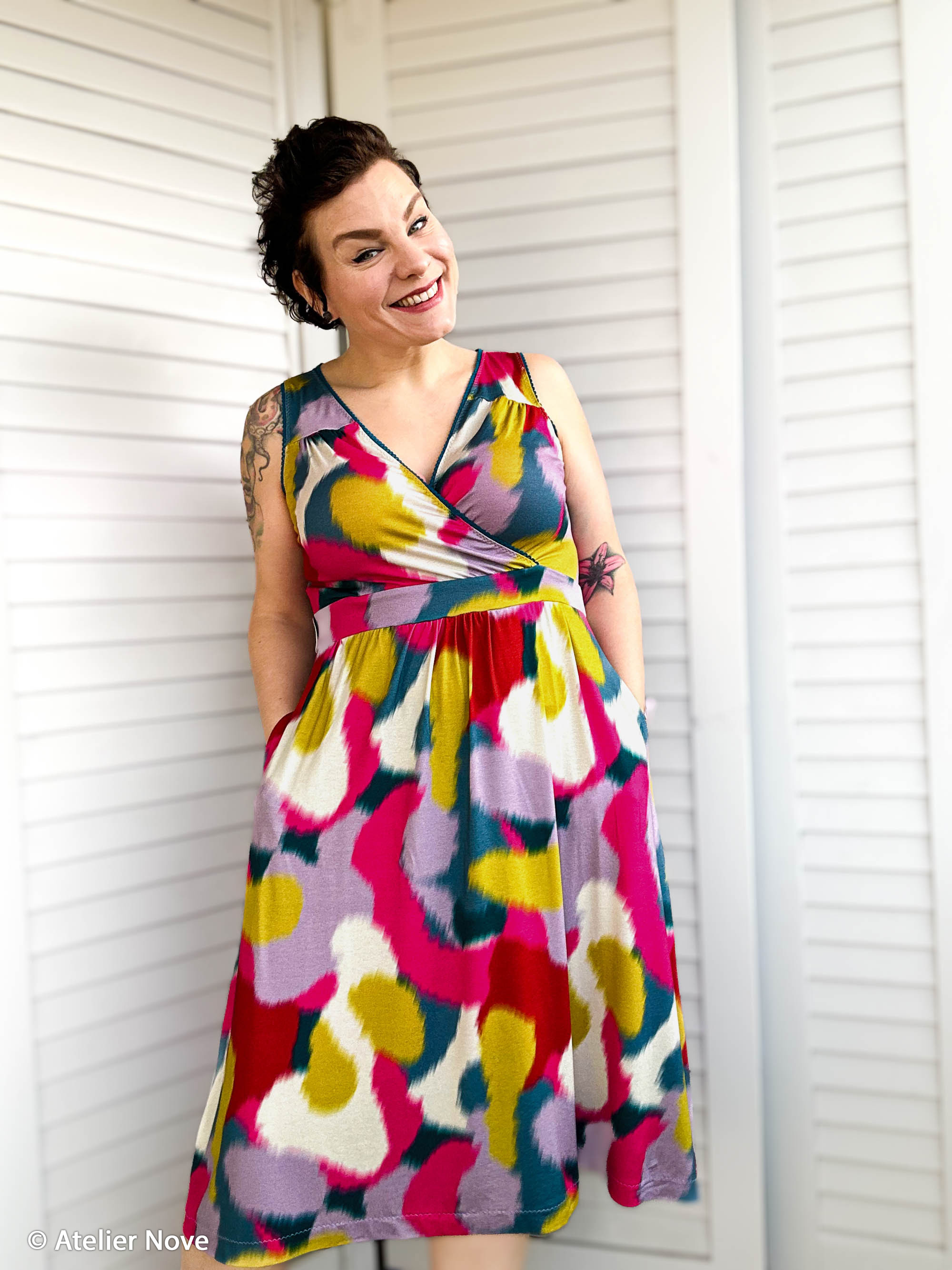 504312 Graphical Design, multi/yellow