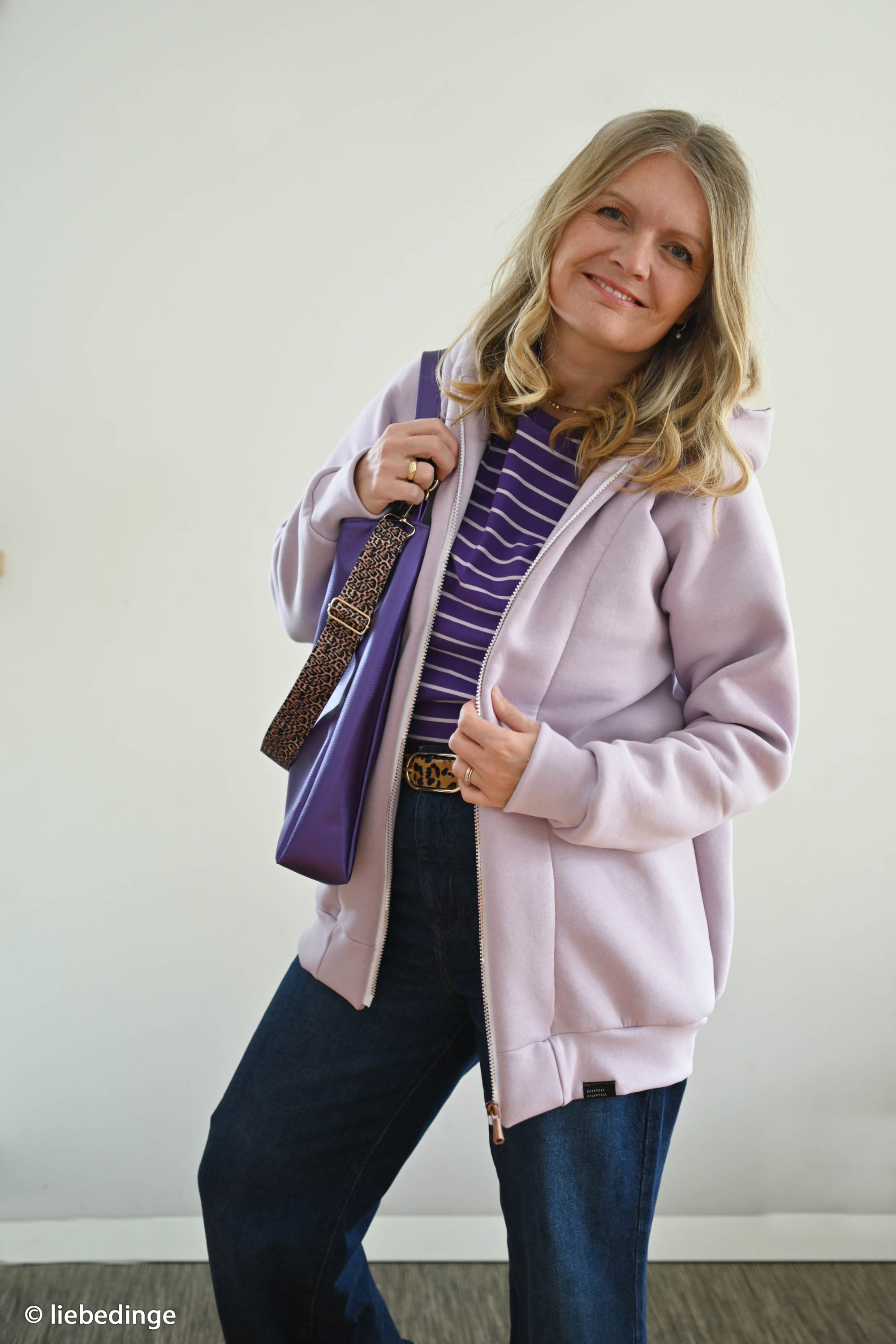 000642 uni, lavender frost