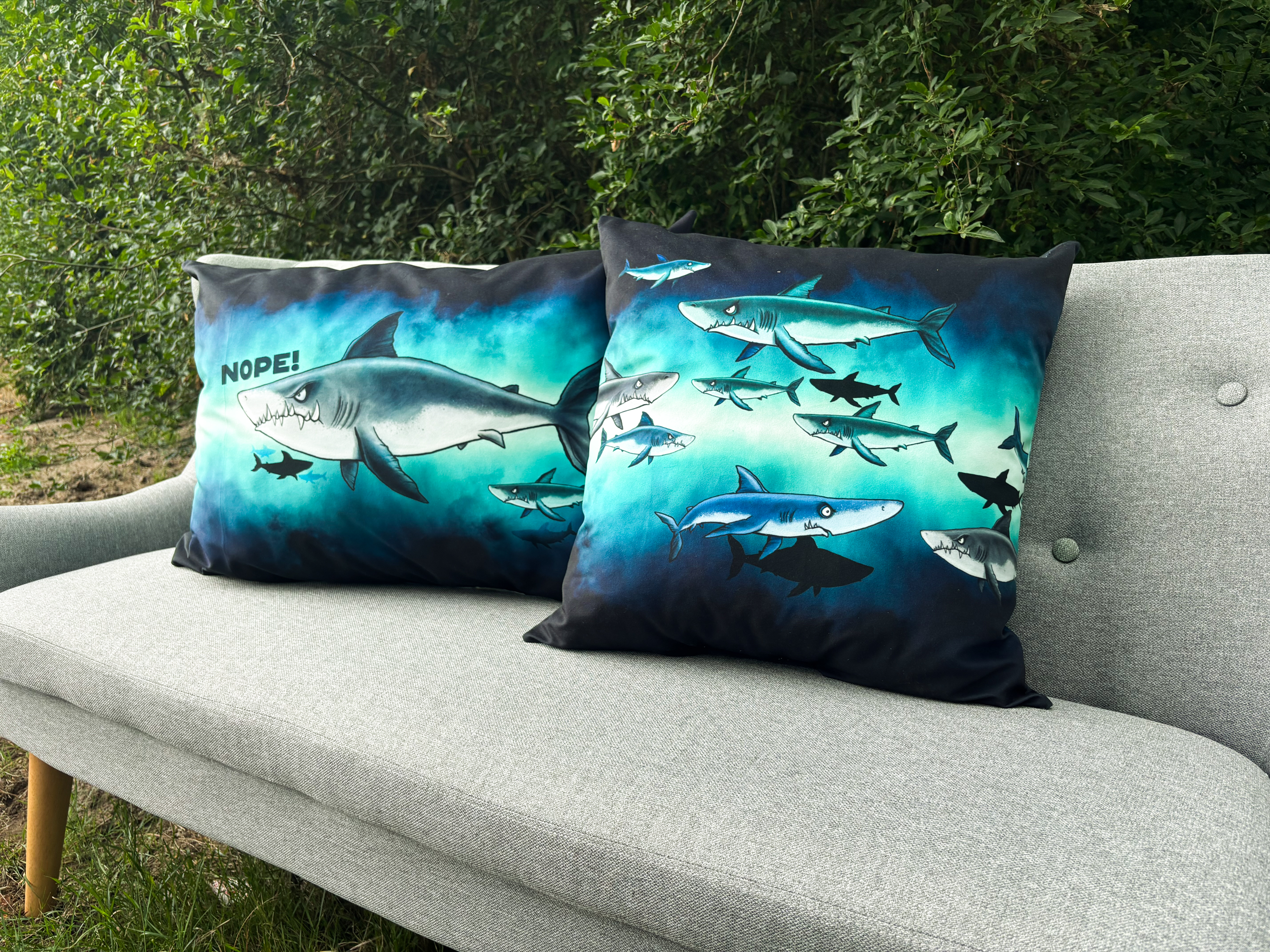 Salty Pillows by Thorsten Berger **Panel ca. 115cm**, Samt Salty Pillows by Thorsten Berger **Panel ca. 115cm**, Samt