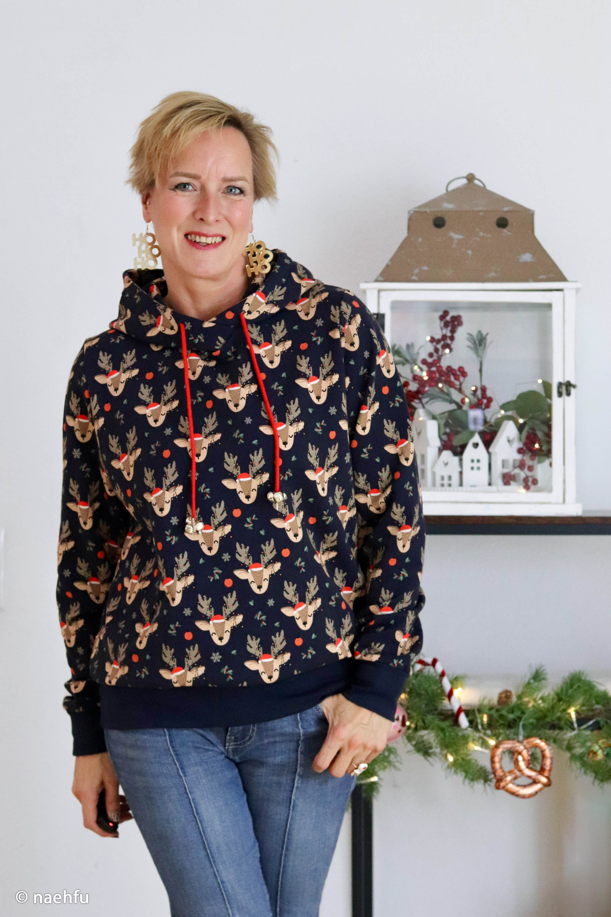 326597 Rentier, Lichterkette, dunkelblau