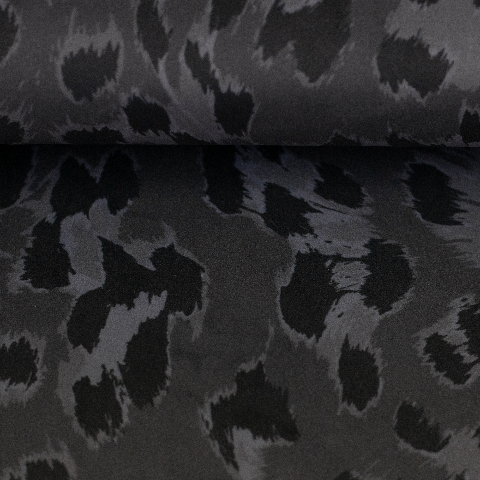 Velvet Leo by kibadoo, Samt