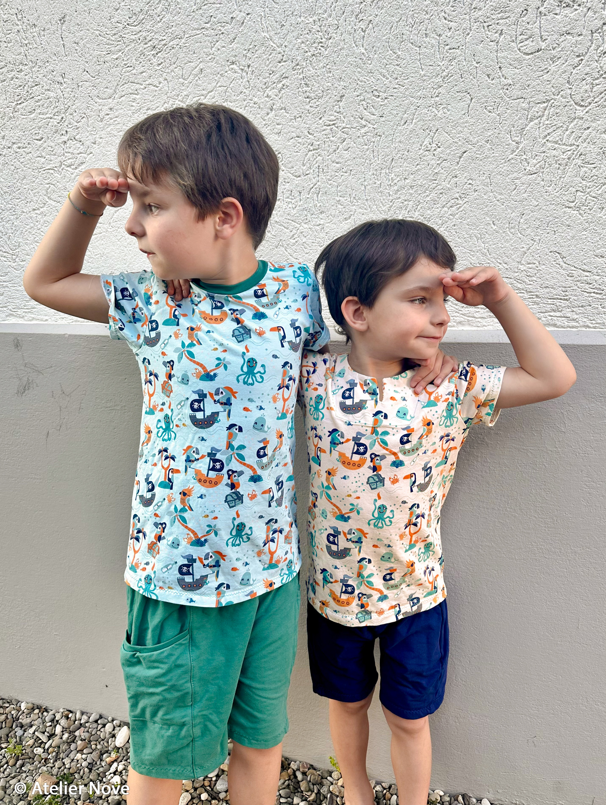 Parrots by Bienvenido Colorido, Jersey Baumwolle Parrots by Bienvenido Colorido, Jersey Baumwolle