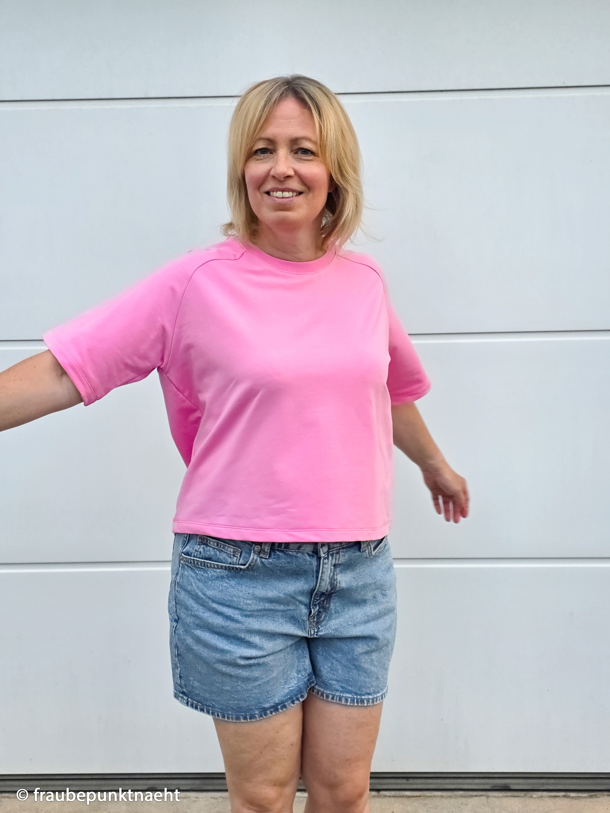 000932 uni, pop pink