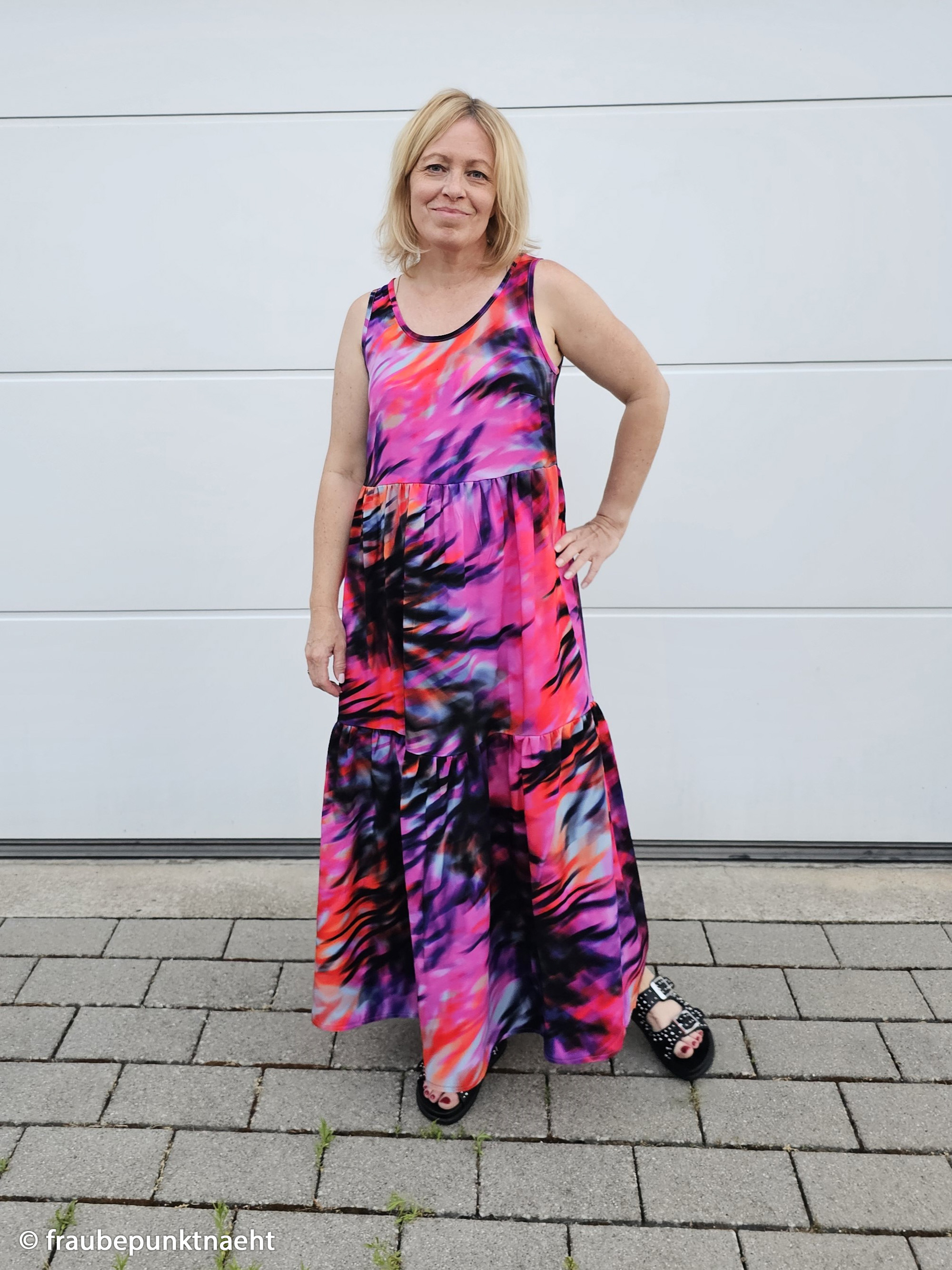 Coral World by Thorsten Berger, Woven Viscose