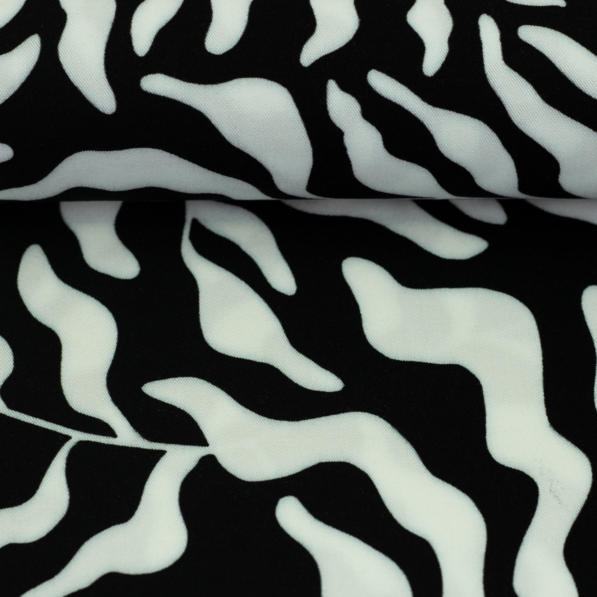 Dancing Algae by Thorsten Berger, Woven Viscose