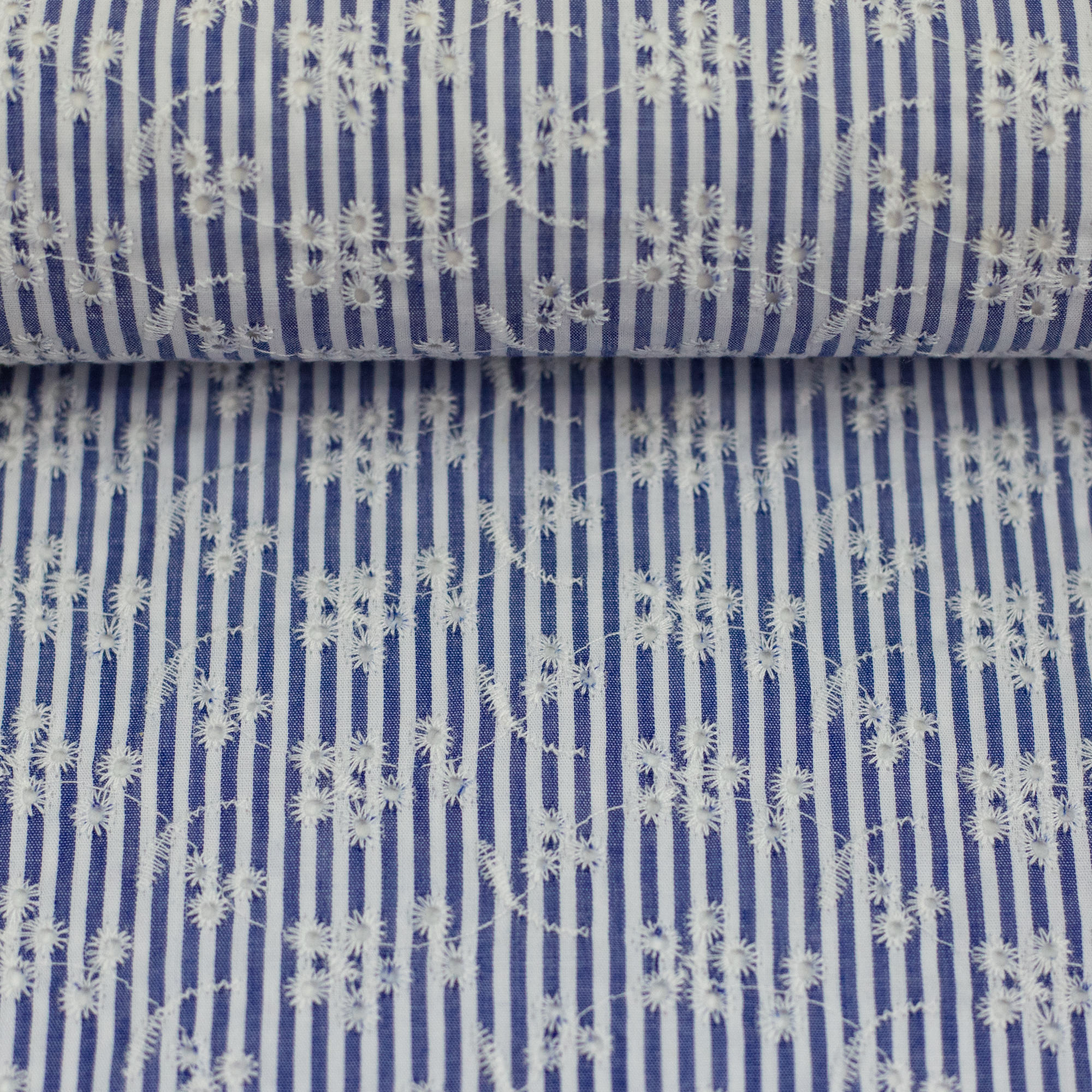 Luna **Stickerei**, Woven Cotton