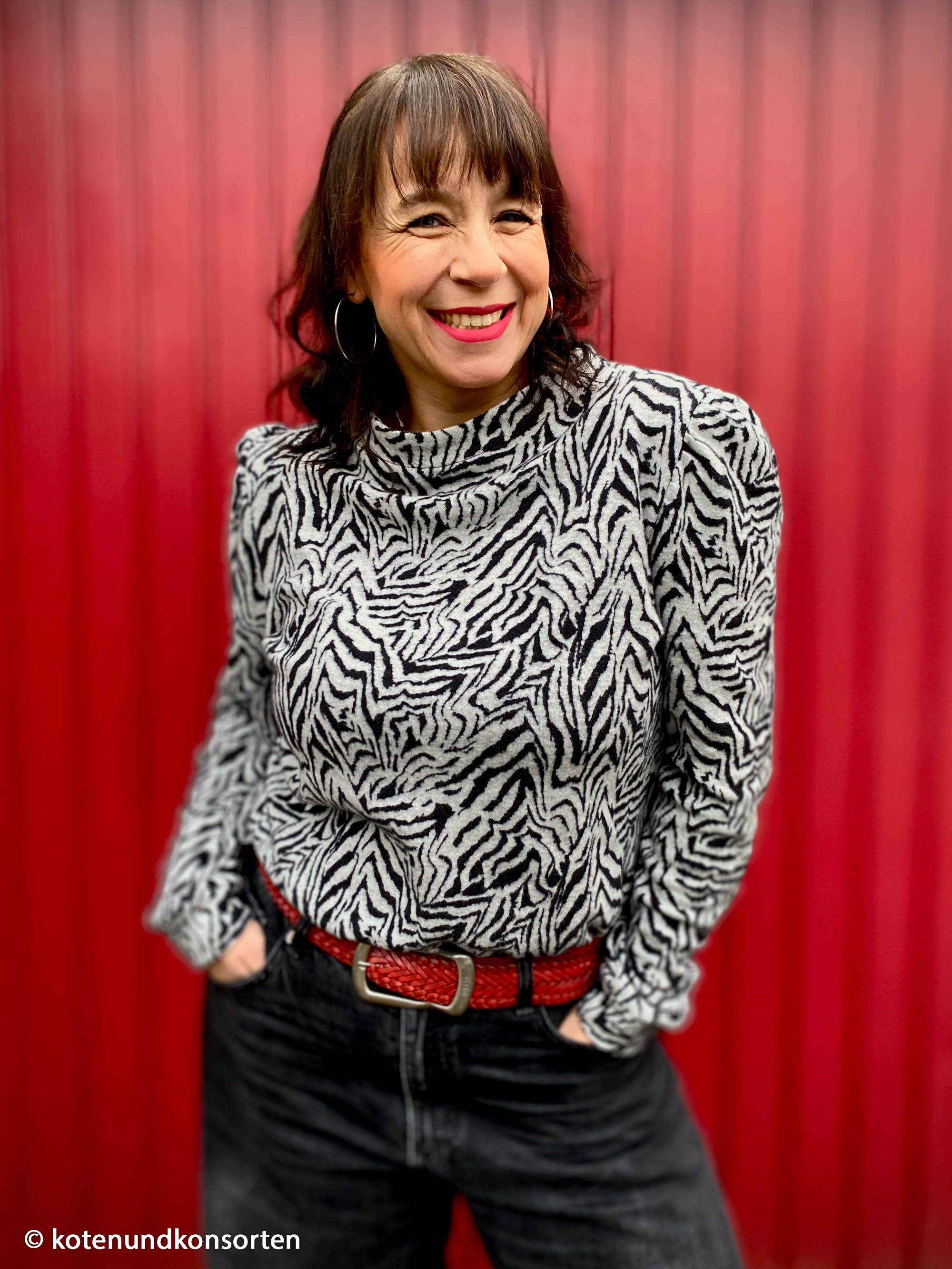 300299 Tiger, naturweiß/schwarz