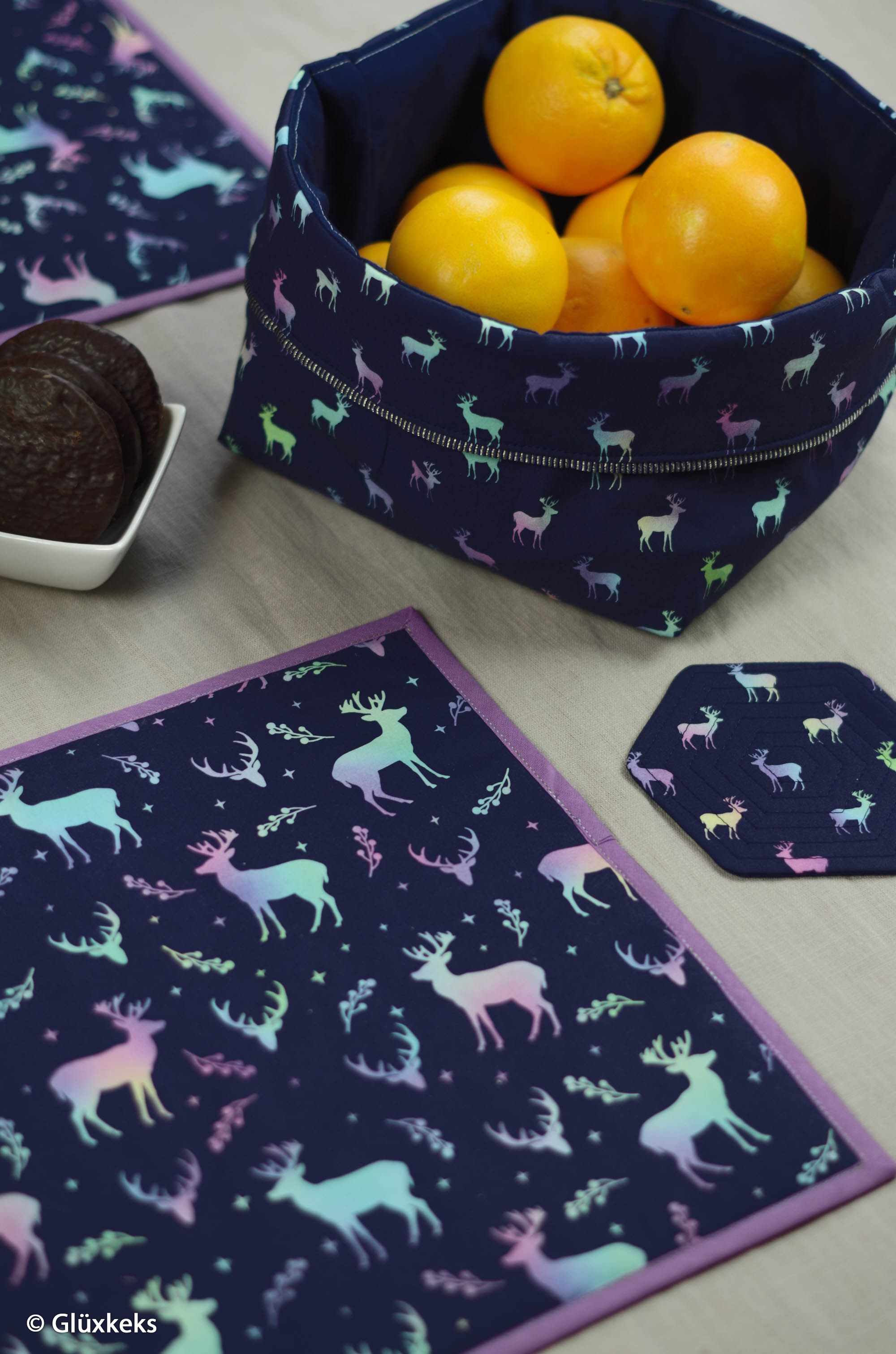 474598 Rentiere, pastell/navy