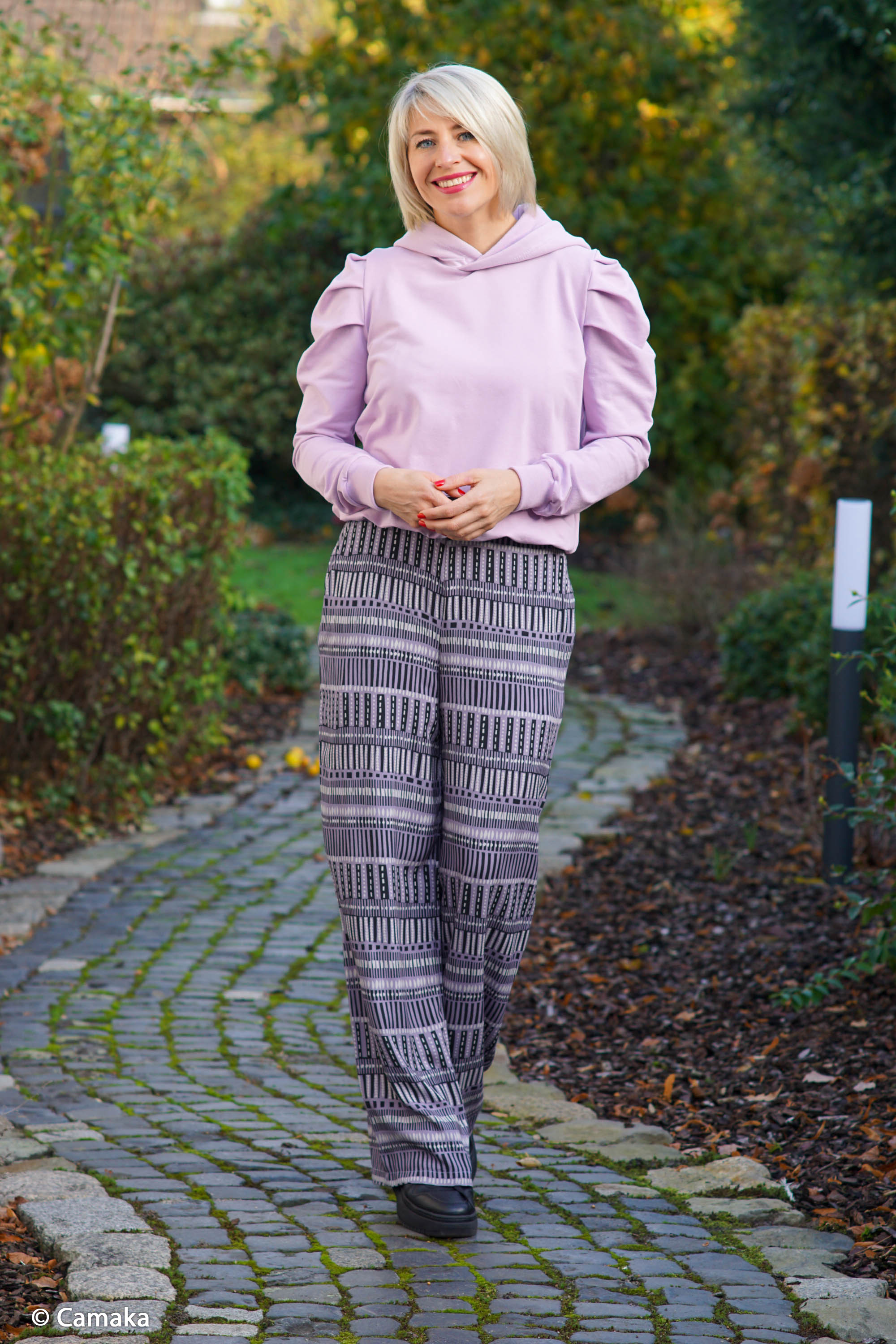 210642 abstrakt, lavender frost