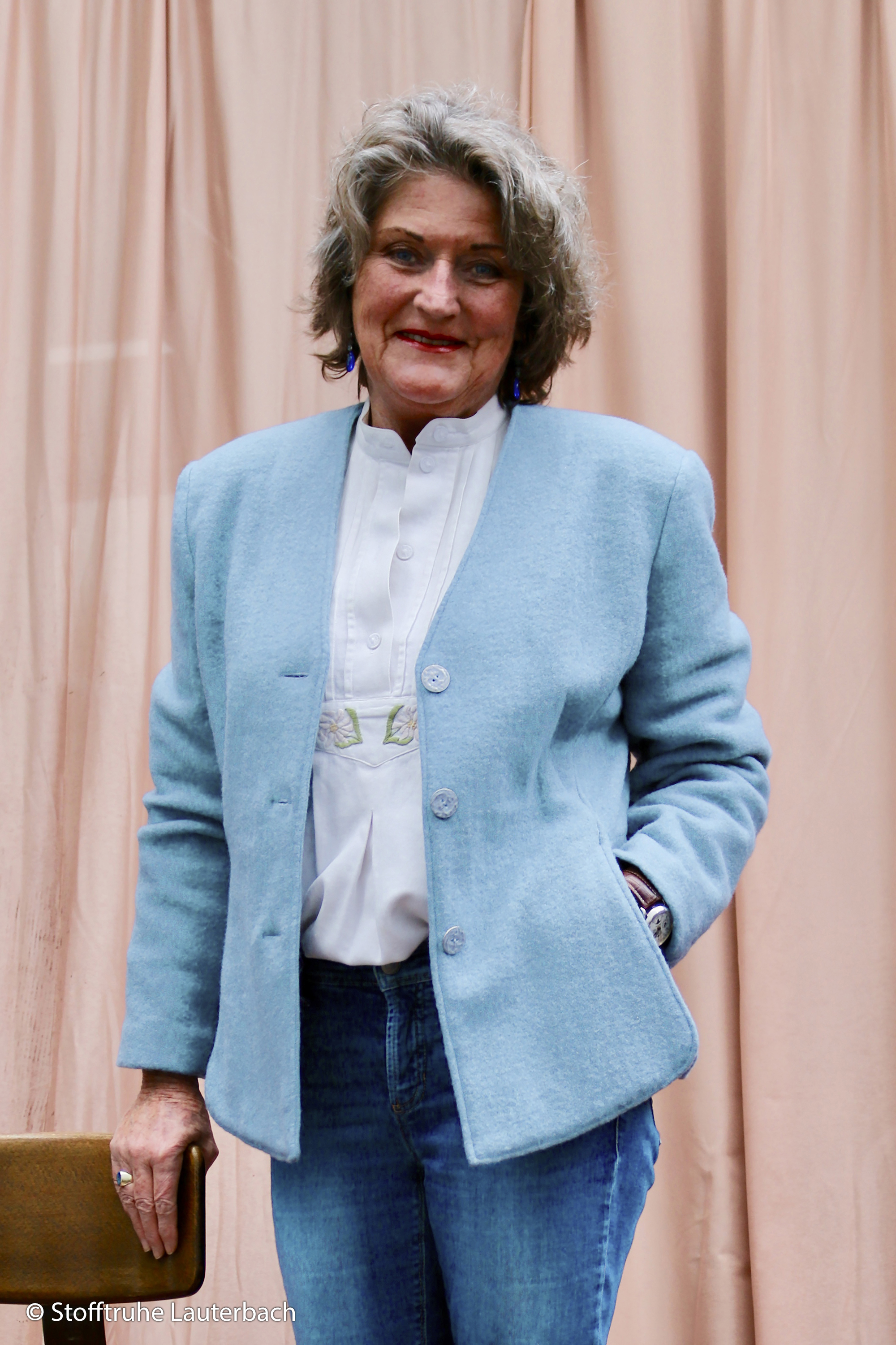 001258 meliert, provincial blue