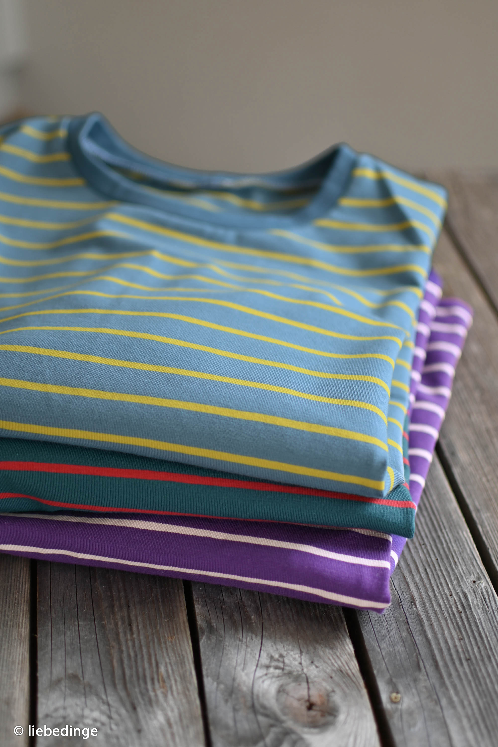 258312 Streifen, provincial blue/jasmine